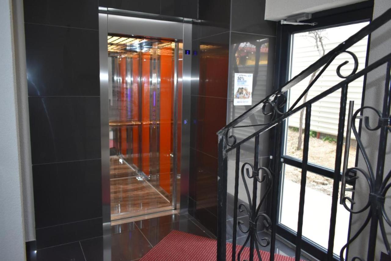 Cozy Apartment In The Heart Of Iasi - Palas Mall Екстериор снимка